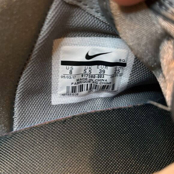 Nike Women's AF1 Air Force 1 Upstep Metallic Silver Snake Skin 917590-003 Size 8 - Picture 8 of 9